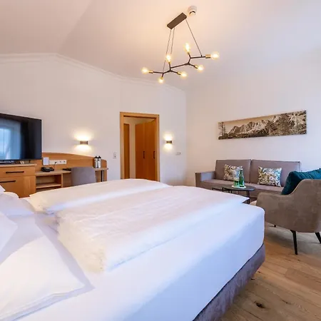 Schuetterhof 4*