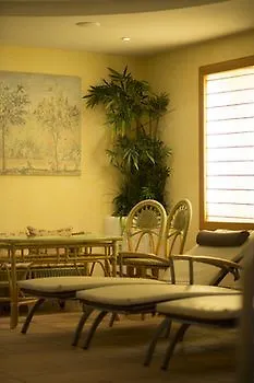 シュッテルホフ ホテル