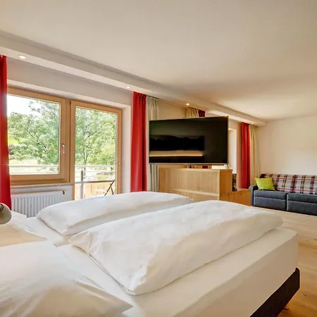 Schuetterhof 4*