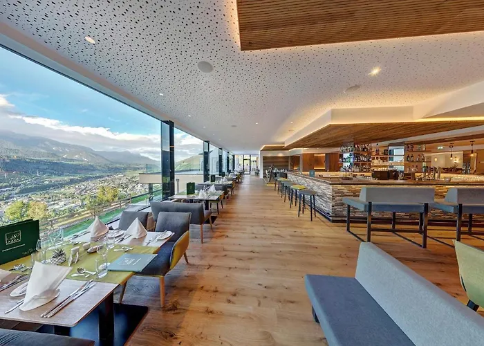 Отель Schuetterhof 4*